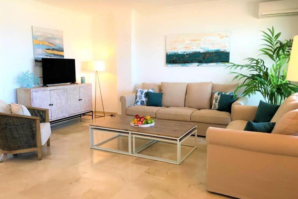 Penthouse Bermuda Beach 2 إِستيبونا المظهر الخارجي الصورة