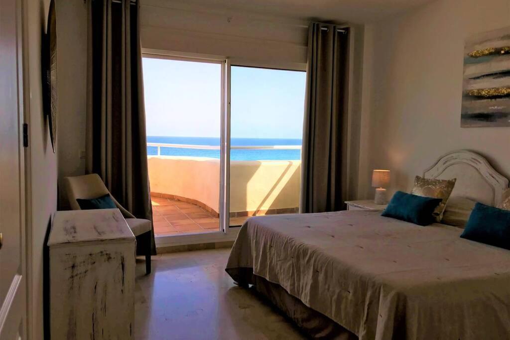 Penthouse Bermuda Beach 2 إِستيبونا المظهر الخارجي الصورة