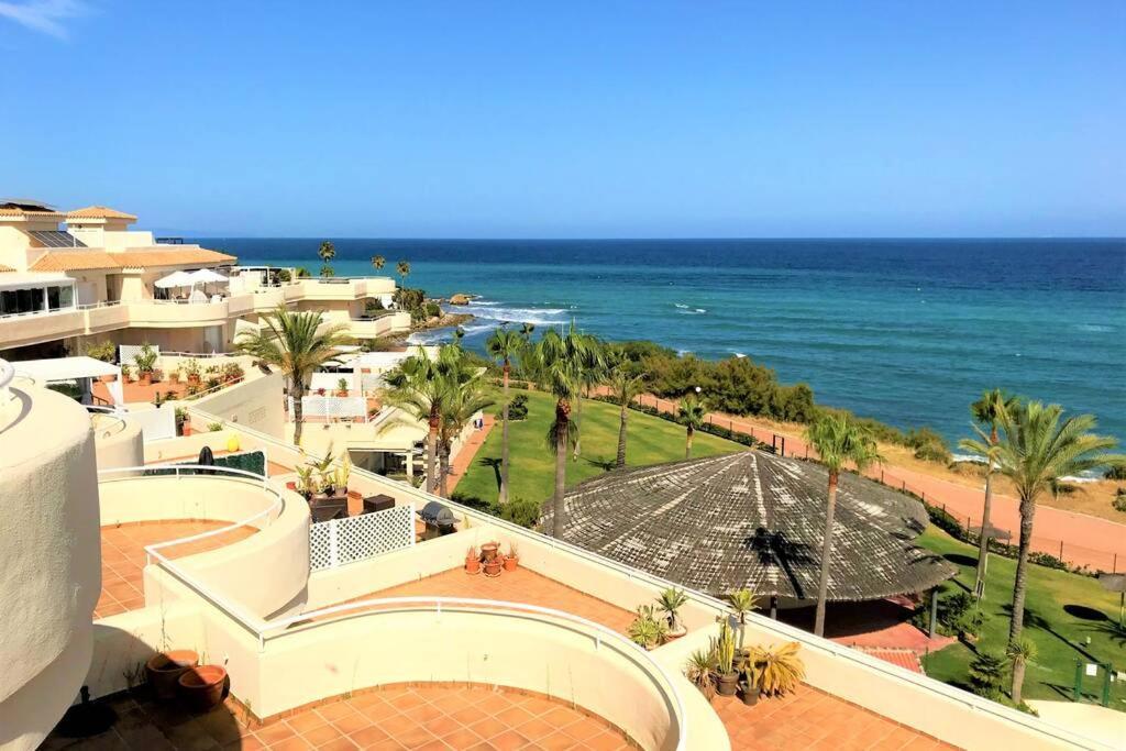 Penthouse Bermuda Beach 2 إِستيبونا المظهر الخارجي الصورة